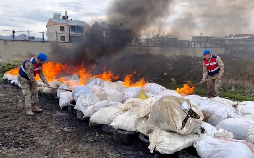 Diyarbakır’da 23 ton uyuşturucu yakalandı