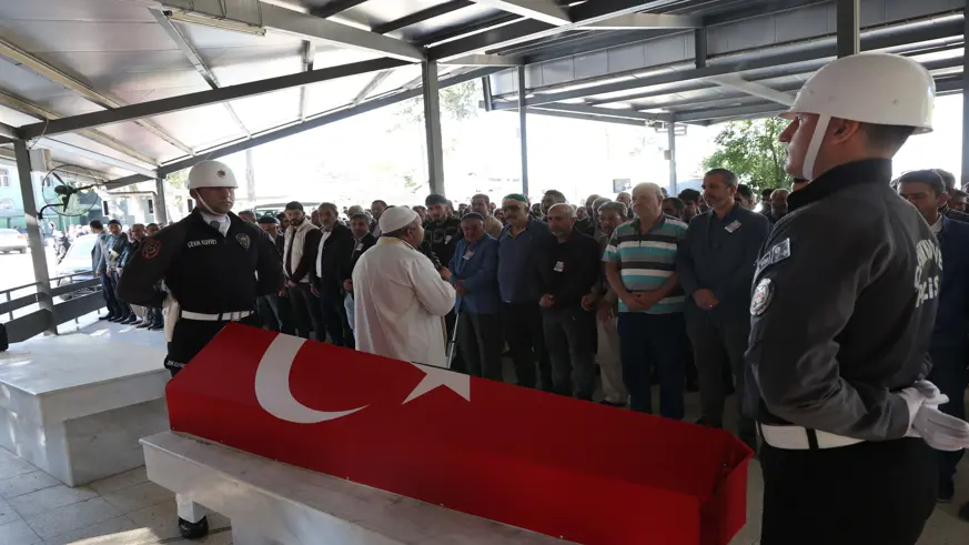 Mardin’de hayatını kaybeden Adanalı polis toprağa verildi