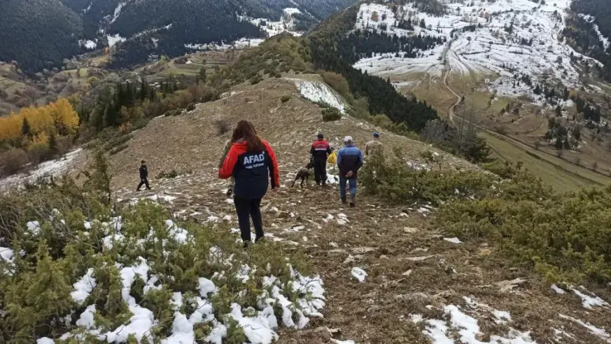 Artvin’de kayıp işçiyi arama çalışmaları sürüyor