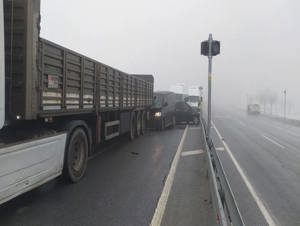 Zincirleme trafik kazası; 20 yaralı