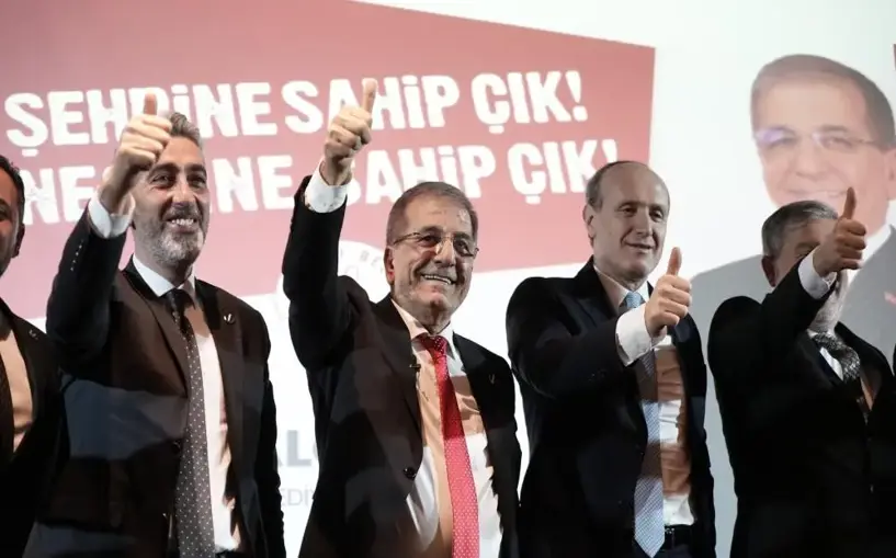 Yeniden Refah Partisi Bursa Büyükşehir Belediyesi Başkan adayı Sedat Yalçın oldu