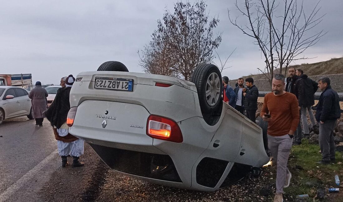 Diyarbakır’da otomobil takla attı!