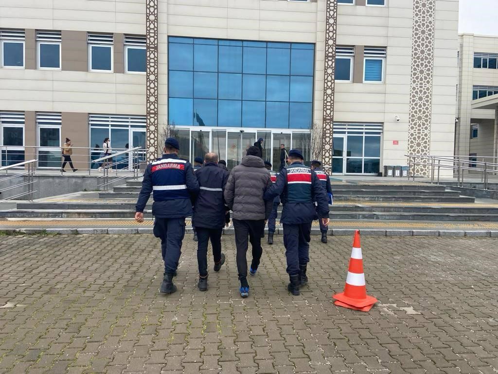 Çanakkale'de Uyuşturucu Operasyonu! 8 Şüpheli Adliyeye Sevk Edildi