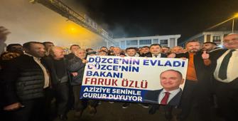 Düzce Belediye Başkanı Özlü'ye coşkulu karşılama