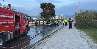 Hatay'da iki otomobilin çarpıştığı kazada 6 kişi yaralandı