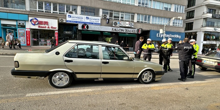 Samsun'da polis ekipleri abartı egzoz ve motosiklet denetimi yaptı