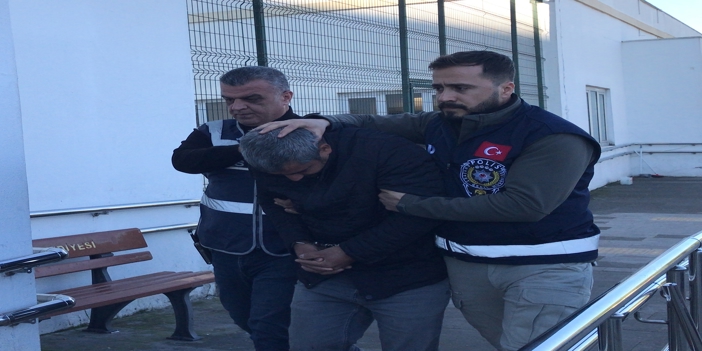 Adana'da bir evde ruhsatsız 6 silah ve 1323 silah parçası ele geçirildi