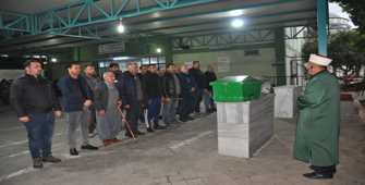 Mersin'de kocasının öldürdüğü kadının cenazesi defnedildi