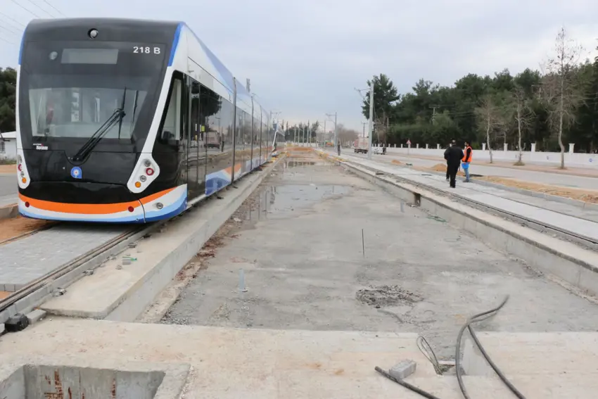 Diyarbakır adayından raylı sistem açıklaması