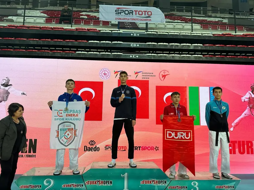 DEPSAŞ Enerji Spor Kulübü Taekwondo Turnuvasında fırtına gibi esti