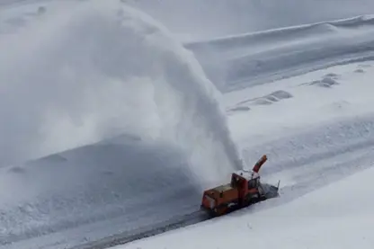 Meteoroloji uyardı: Doğuya kar, batıya sis geliyor