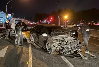 Bingöl'de zincirleme trafik kazası: 5 yaralı