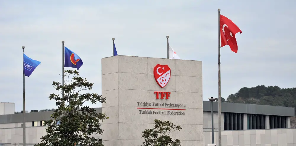 TFF’de istifa depremi