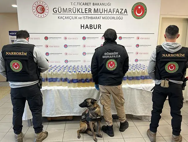 Habur Gümrük Kapısı'nda 345 kilogram sıvı metamfetamin ele geçirildi