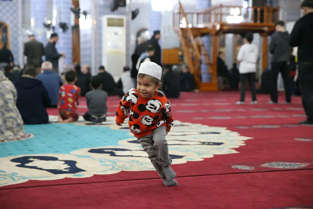 Ramazan ayının ilk teravih namazı kılındı