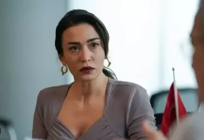 Ecem Özkaya'nın Eskİ Halini Görenler İnanamadı!