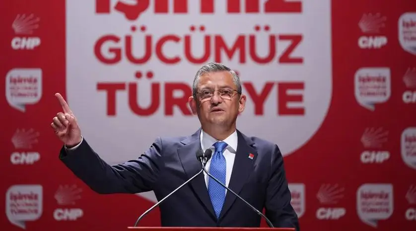 CHP lideri Özgür Özel: Türkiye’de yeni siyaset kurulmasına karar verildi