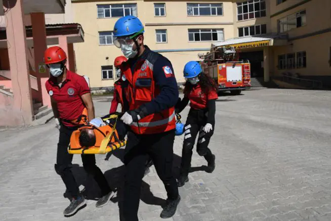 Hakkari'de AFAD koordinasyonunda deprem tatbikatı