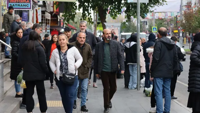 Türkiye’de erkek nüfusu mu fazla, kadın nüfusu mu?