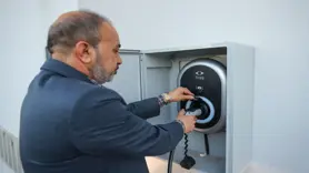 Diyarbakır'da Elektrikli araçlar için kurulan şarj istasyonları yaygınlaşıyor