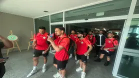 Amedspor şampiyonluk için İzmir’e uçtu