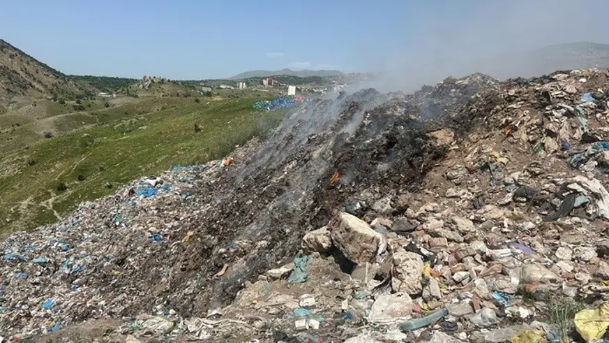 Diyarbakır'ın şu ilçesinde mahalle sakinleri evlerinde duramıyor