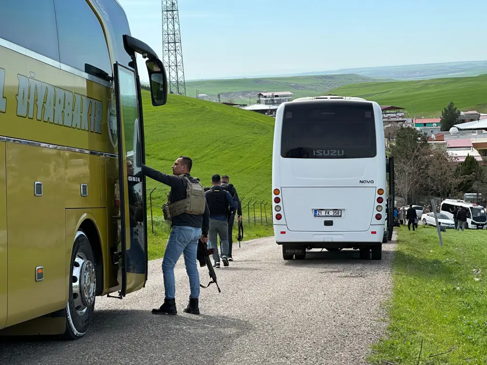 1 kişinin öldürüldüğü muhtarlık kavgasında Diyarbakır'da 5 kişi tutuklandı