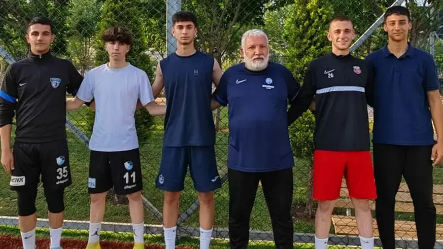 Genç futbolcuların vefası duygulandırdı