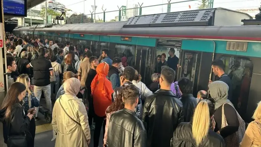 Marmaray’da raylarda intihar vakası