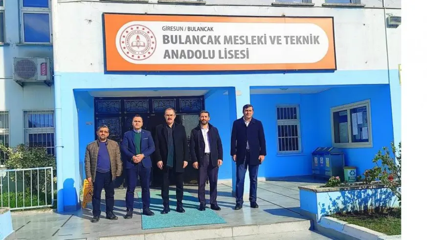 Meslek liseliler düşük maliyetli ve küçük boyutlu fındık kırma makinesi geliştirdi