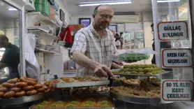 İzmir’de 7 metrekarelik dükkanda 100 yıllık tatlı durağı