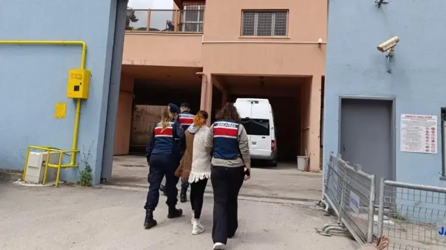 Cinsel istismardan aranan kadın yakalandı