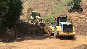 Diyarbakır’ın o ilçesinde heyelan nedeniyle kapanan yollar açıldı