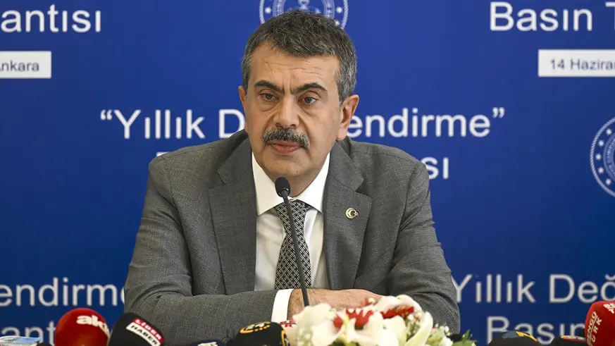 Bakan Tekin: Devamsızlıkla ilgili af gibi bir uygulama düşünmüyoruz