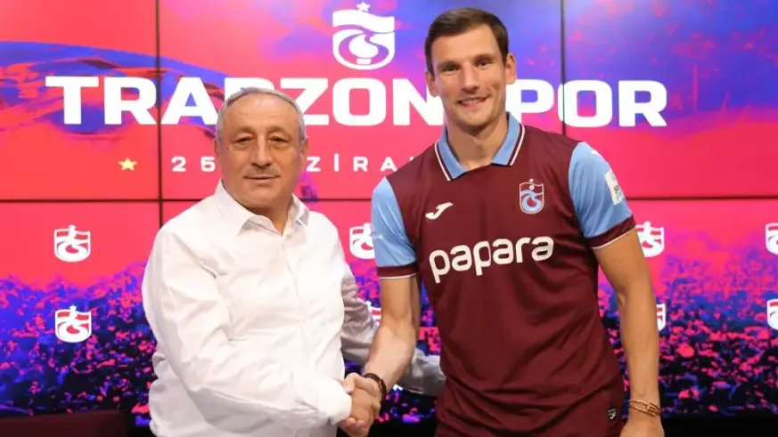 Trabzonspor, yeni transferleri Borna Barisic ve John Lundstram ile sözleşme imzaladı