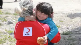 Kızılay deprem bölgesindeki 532 çocuğa destek sağlıyor