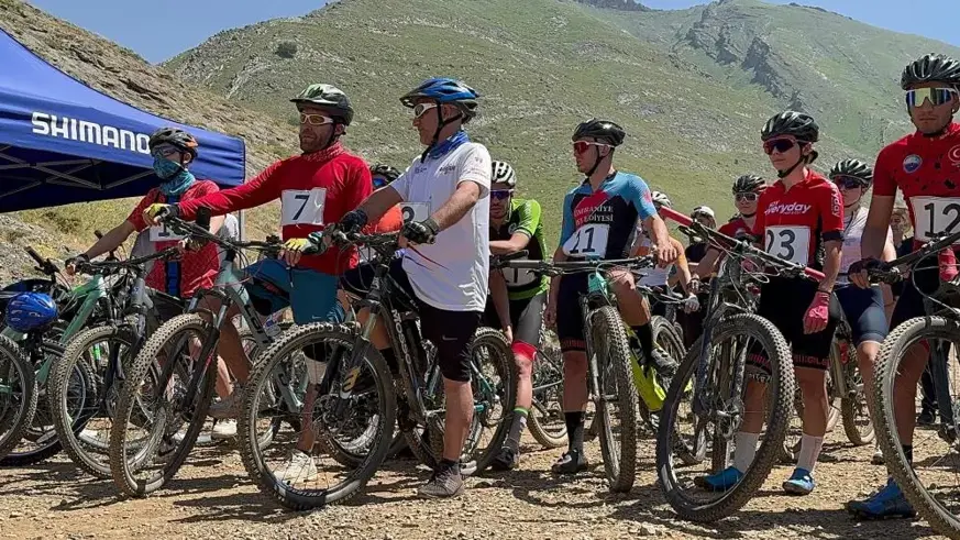 Çukurca '5. Fotosafari ve Doğa Sporları Festivali' devam ediyor