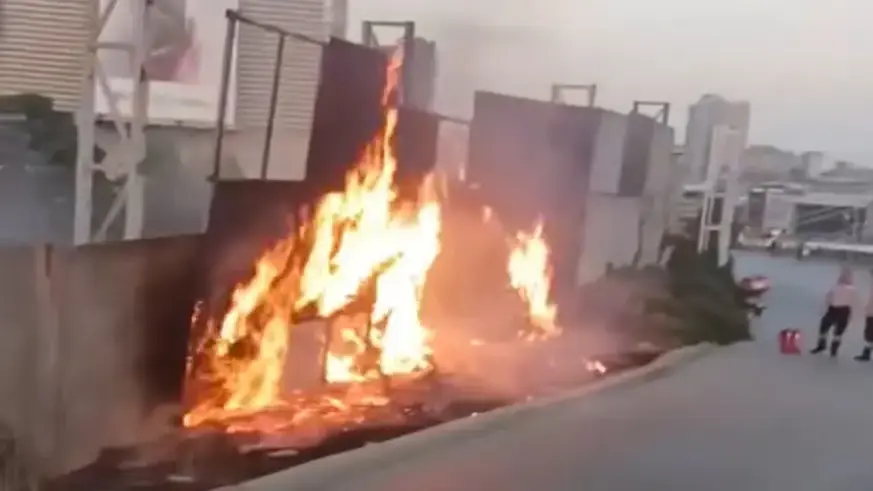 Mall of İstanbul AVM'nin otoparkında korkutan yangın