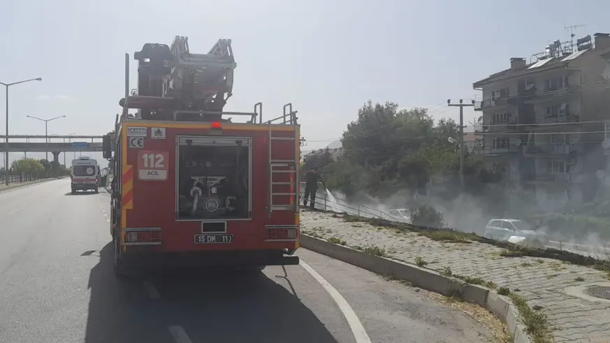 Yangına müdahale etmeye çalışırken kalp krizi geçiren kişi öldü