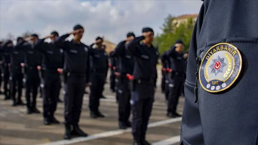 En az lise mezunu 2 bin 500 polis alınacak! Polis memuru alımı ne zaman, şartları nelerdir, kimler başvuru yapabilir?