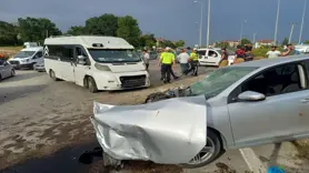 Karabük'te üç aracın karıştığı kazada 4 kişi yaralandı