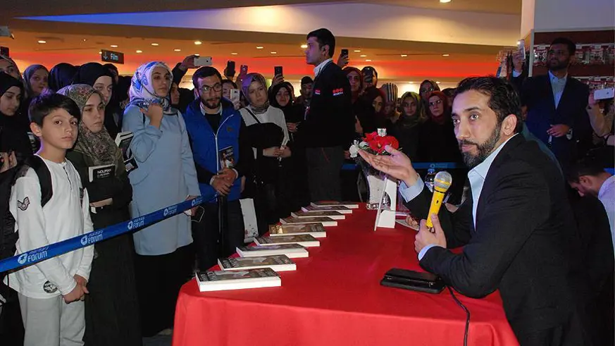 Nouman Ali Khan, İstanbul'da okurlarıyla buluştu