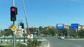 Adıyaman'da trafik lambalarına ‘Katil İsrail’ yazıldı