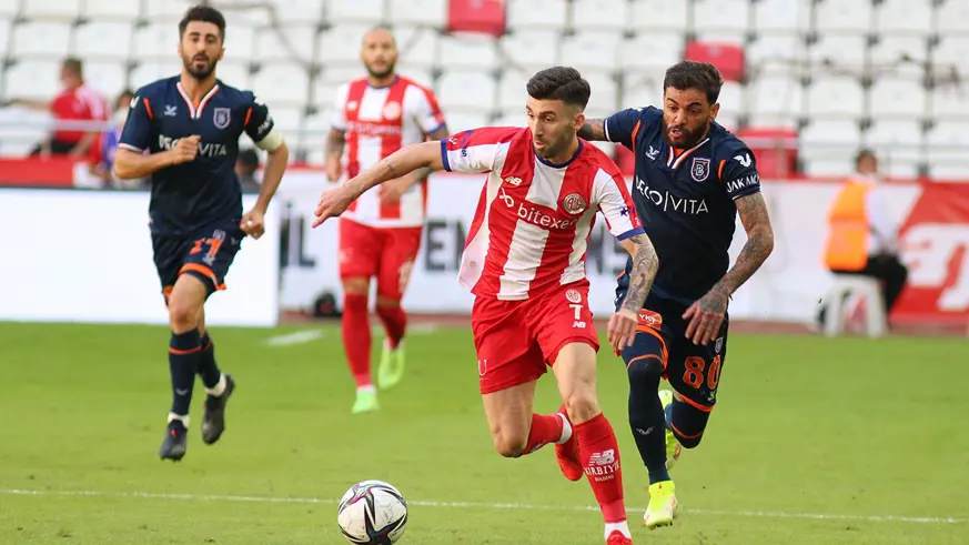 Başakşehir, Antalyaspor'u konuk edecek