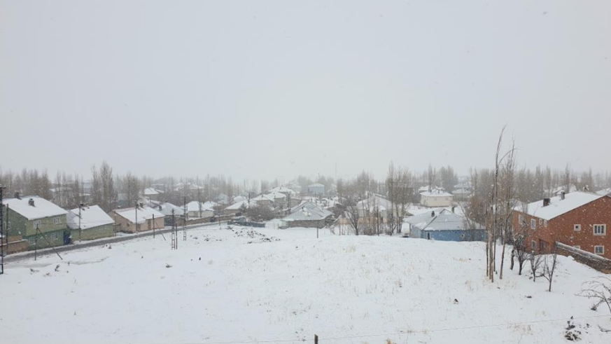 Kar kalınlığı 20 santimetreyi geçti