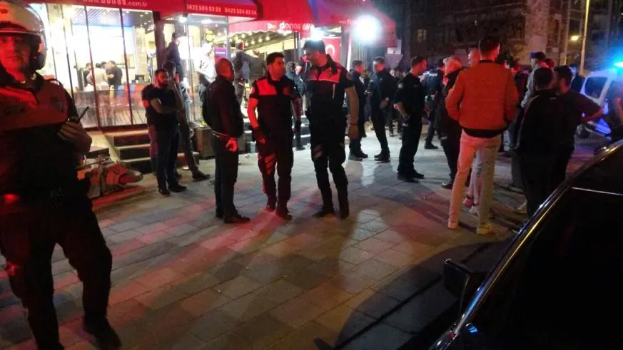 Dürümcü çalışanı ile inşaat işçilerinin kavgası