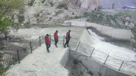 Hakkari'de kayıp kadını arama çalışmaları sürüyor