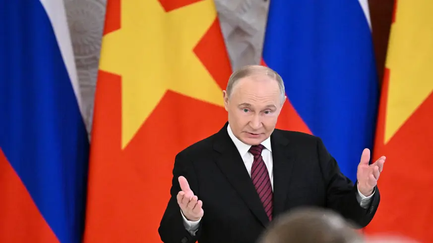 Putin, müzakerelerin 15 Mayıs'ta İstanbul'da yeniden başlatılmasını önerdi