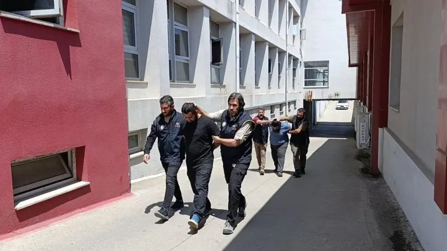 DEAŞ'a 3 milyon TL aktaran 2 şüpheli tutuklandı