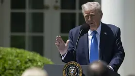 Trump, İran'dan petrol alan ülkelere yaptırım uygulanacağını açıkladı